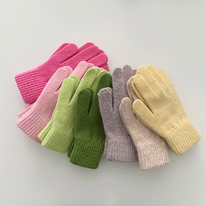 wool gloves 2