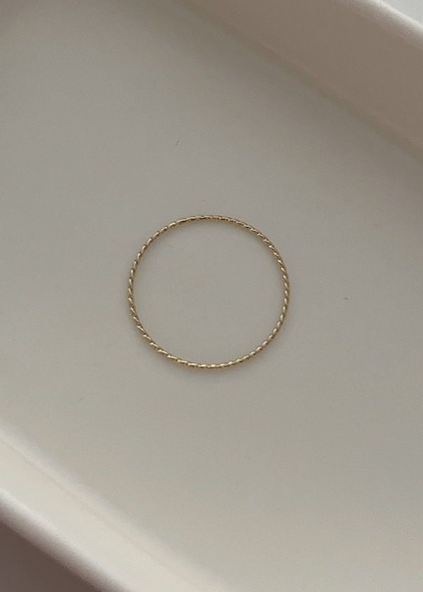 14k gold ring 2