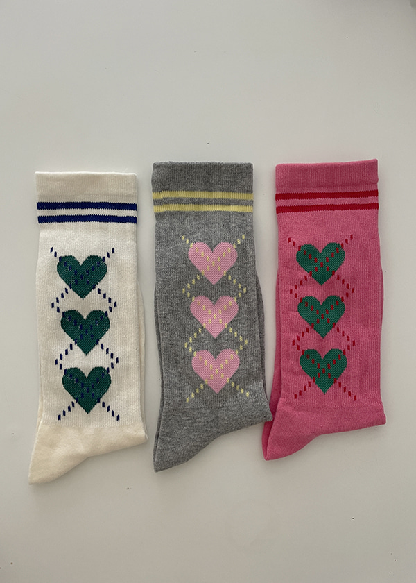 heart argyle socks