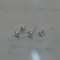 3mm circle earring / silver
